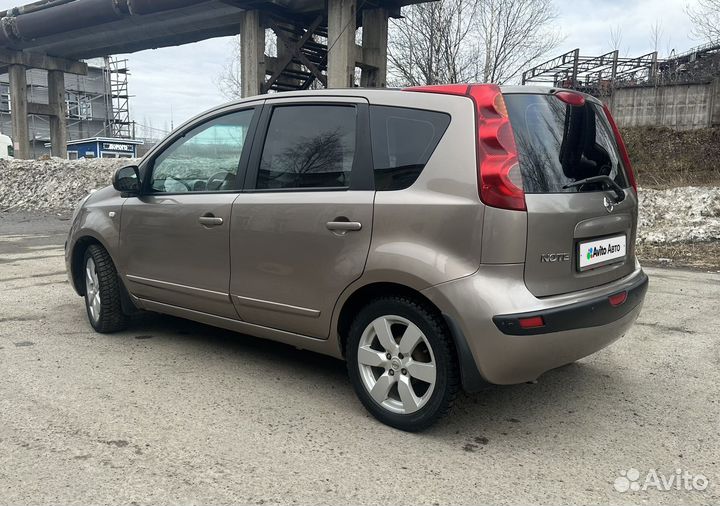 Nissan Note 1.6 AT, 2006, 162 000 км