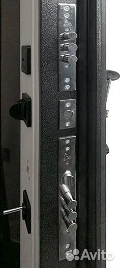 Дверь входная металлическая новая