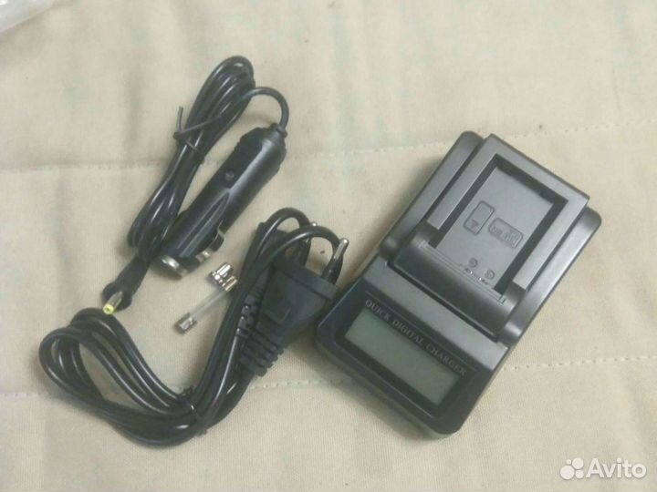 Зарядка для аккумулятора Sony FW50 с дисплеем