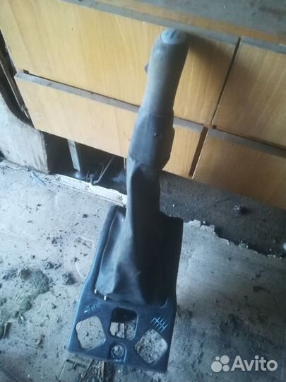 Рычаг переключения передач Рено Магнум