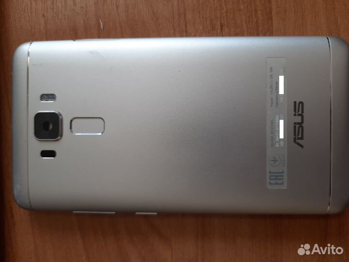 ASUS ZenFone 3 Laser ZC551KL, 2/32 ГБ