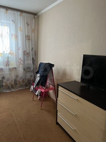 2-к. квартира, 49 м², 1/9 эт.