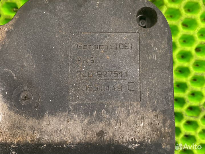 Петля замка багажника Porsche Cayenne 955 Touareg