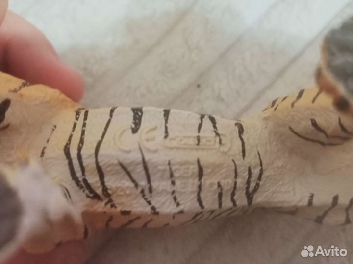 Фигурки животных Collect