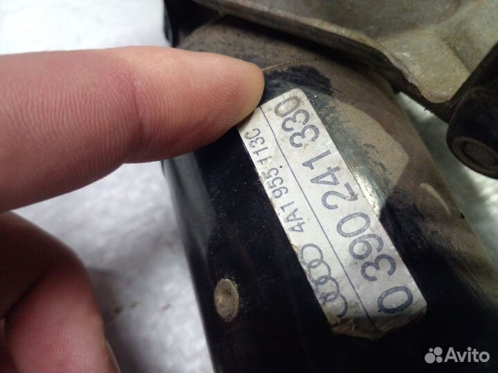 Мотор дворников с трапецией Audi A6 C45