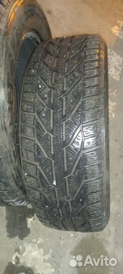 Tigar SUV Ice 215/60 R17 100T