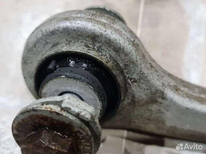 Задний развальный рычаг Mercedes W222