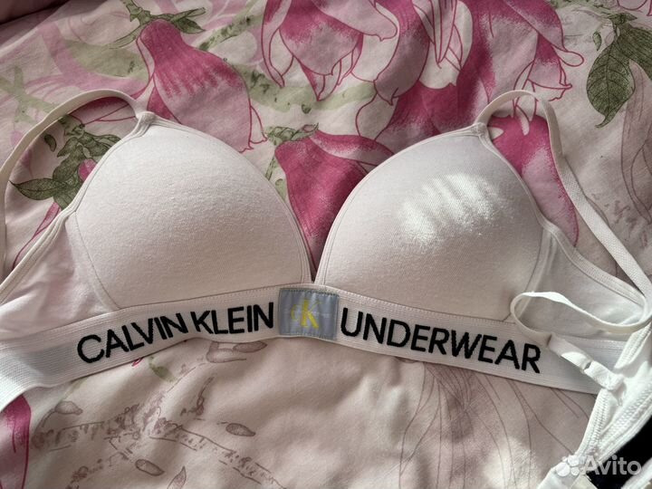 Женский бюстгальтер Calvin Klein