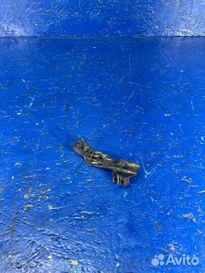 Защита датчика абс передняя правая Mercedes-Benz