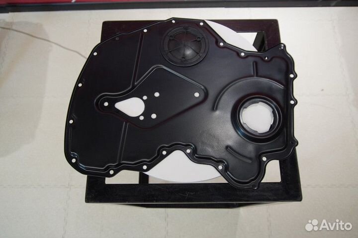 Крышка двигателя / крышка цепи грм Fiat Pratico