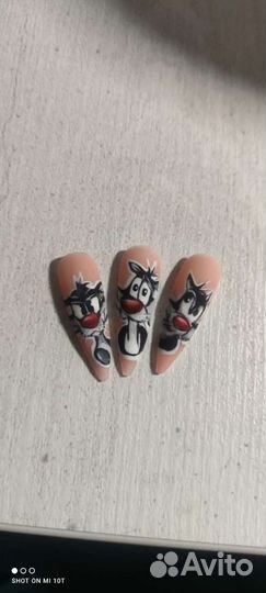 Накладные ногти ручной работы