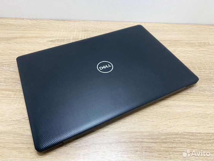 Игровой ноутбук Dell i3-7020U / 8GB DDR4 / R520