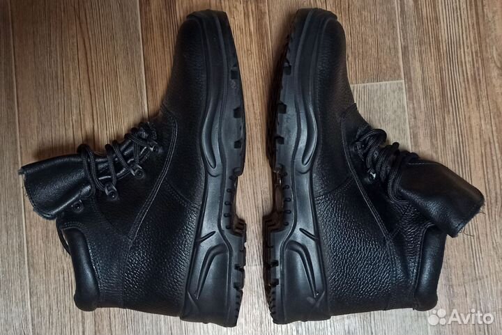 Ботинки рабочие 39 размера