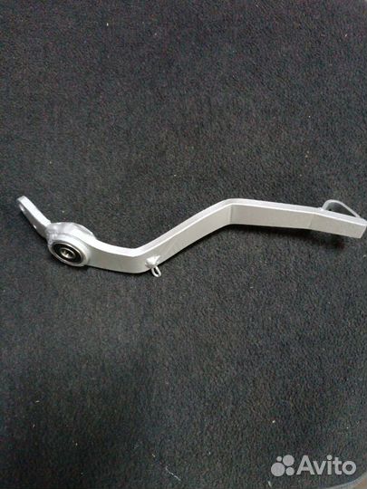 Лапка заднего тормоза rieju mr