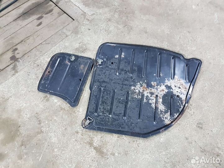 Пол багажника Volkswagen Passat B3