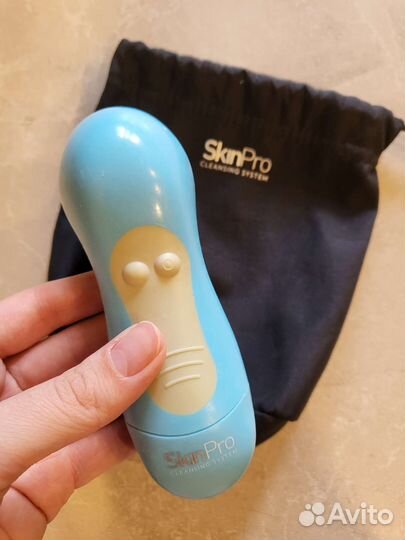 Аппарат для очищения кожи SkinPro от oriflame