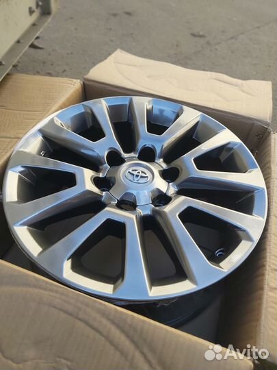Диски Toyota Land Cruiser 150 Prado R18 оригинал