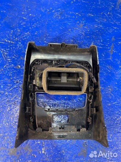 Накладка центральной консоли задняя Bmw 3-Series