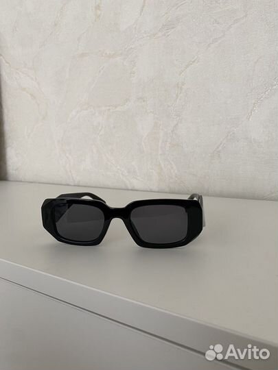 Солнцезащитные очки женские