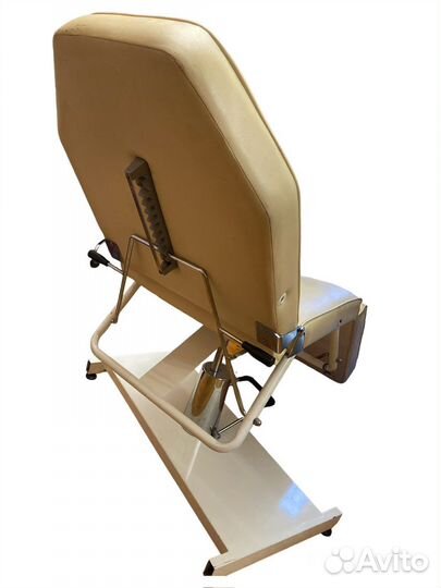 Кресло для косметолога бу
