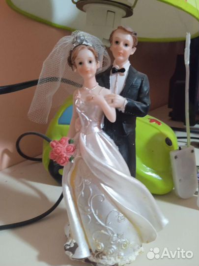 Свадебные статуэтка + два бокала
