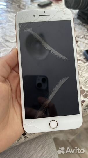 Телефон iPhone 8 plus