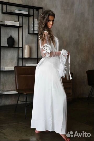 Халат с перьями женский