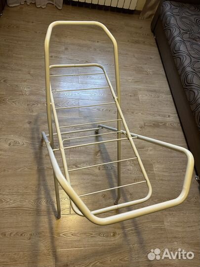 Подставка для детской ванны с сушилкой