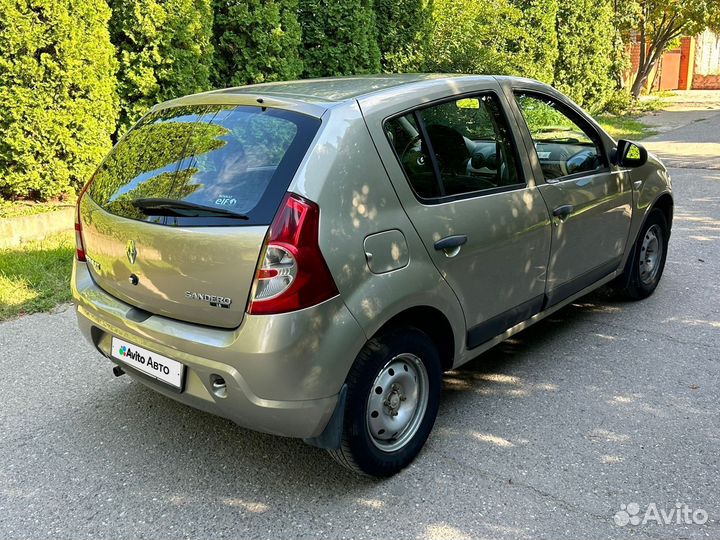 Renault Sandero 1.6 МТ, 2010, 97 000 км