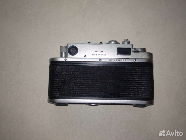 Плёночный фотоаппарат Зоркий 4. Зенит 11