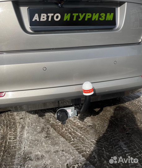 Тсу Фаркоп на Skoda Octavia 2009-2012