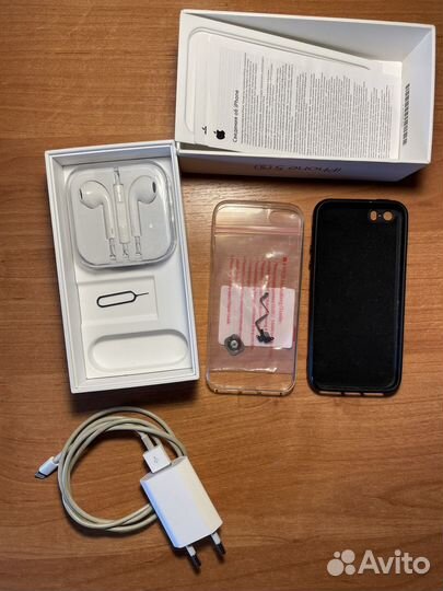 Телефон iPhone 5s 16gb