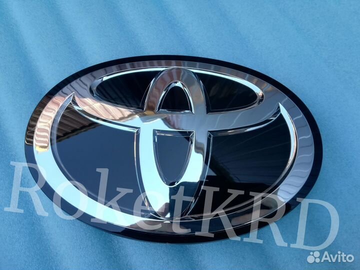 Эмблема Тойота Ленд Крузер в Наличии