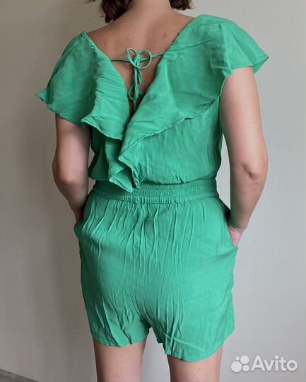 Летний льняной комбинезон с шортиками