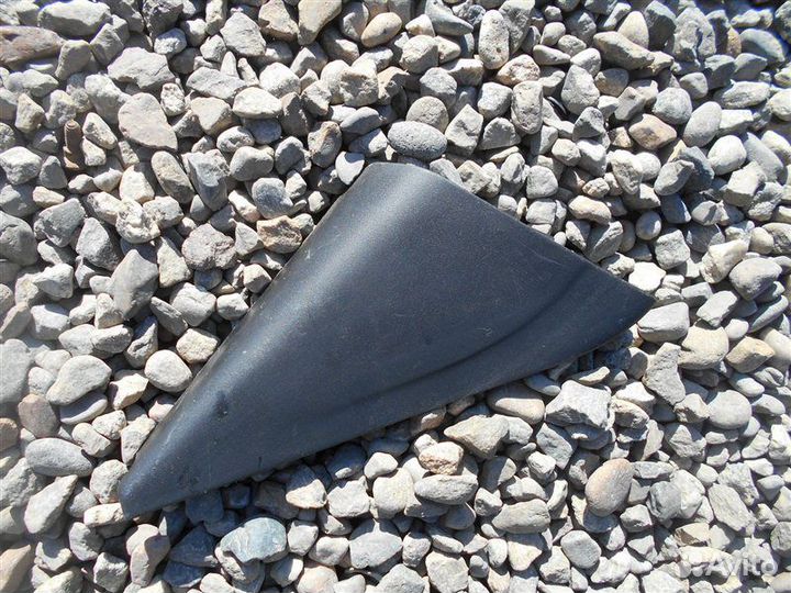 Уголок двери правый Honda Cr-V RD7 K24A