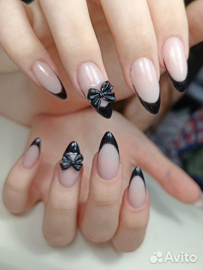 Маникюр педикюр