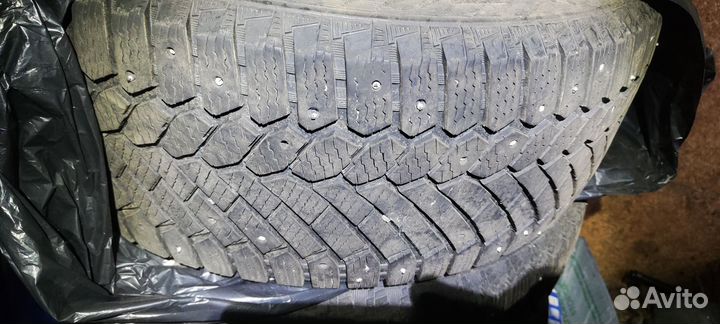 Gislaved Nord Frost 200 235/55 R17