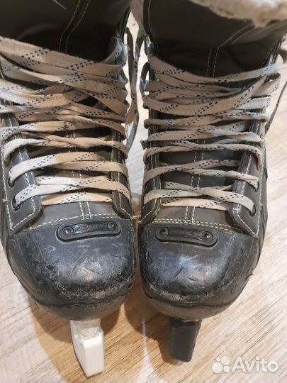 Хоккейные коньки bauer