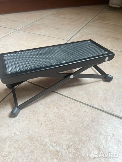 Гитара + дополнительные вещи для нее