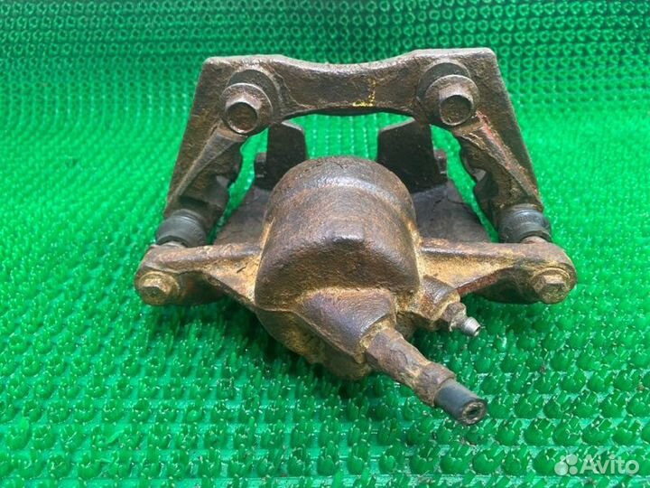 Суппорт передний левый Jaguar X-Type X400 AJ25