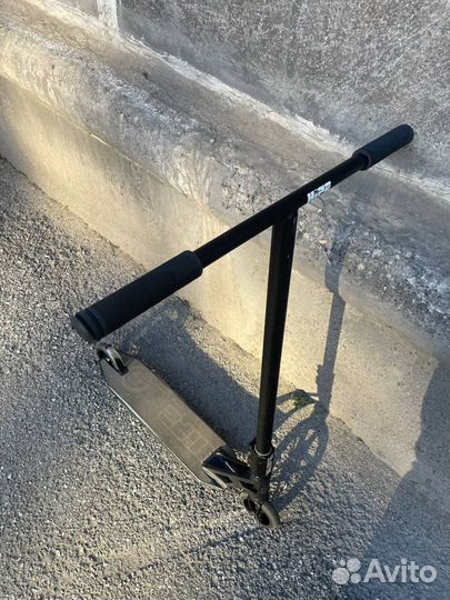 Трюковой самокат Hipe h2