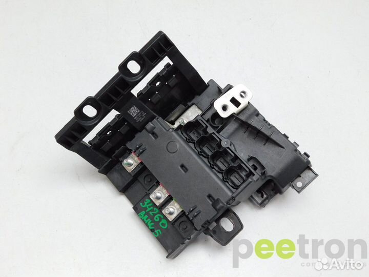 Б/У Блок предохранителей 6841701-01 BMW