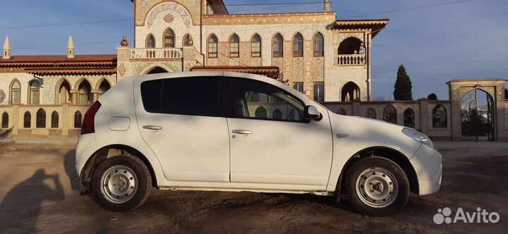 Renault Sandero 1.6 МТ, 2012, 138 000 км