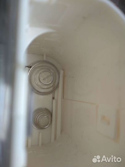 Устройство для удаления катышков на одежде