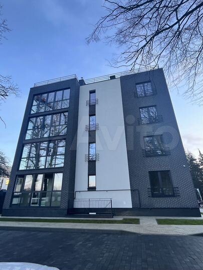 3-к. квартира, 130 м², 4/4 эт.