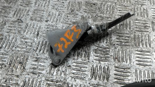 Петля капота mazda CX-9 1 (72F03D501)