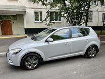 Kia Ceed 1.6 MT, 2010, 140 599 км, с пробегом, цена 785 000 руб.