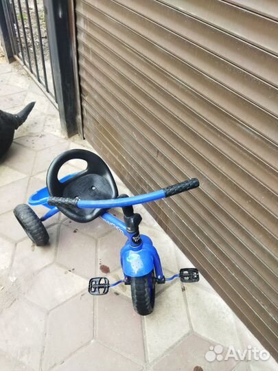 Трехколесный велосипед