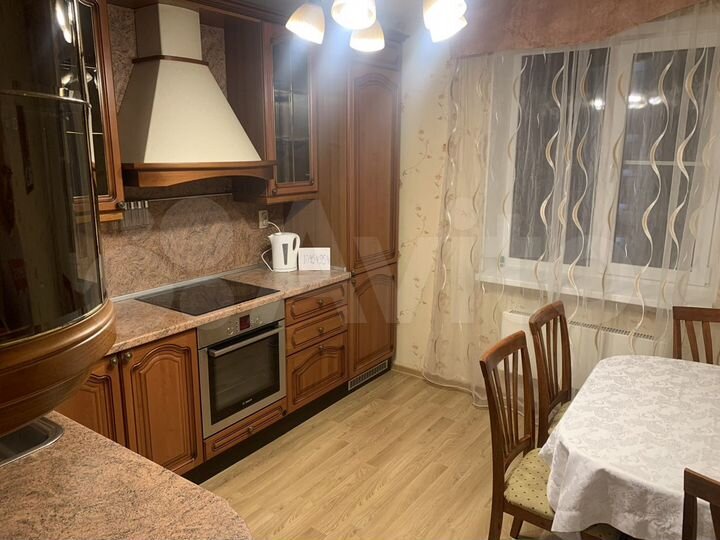 2-к. квартира, 66 м², 8/25 эт.