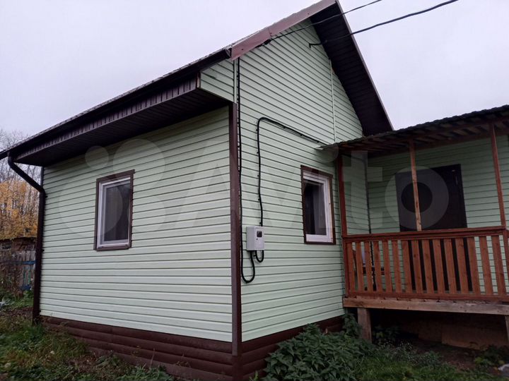 Дом 40 м² на участке 6 сот.